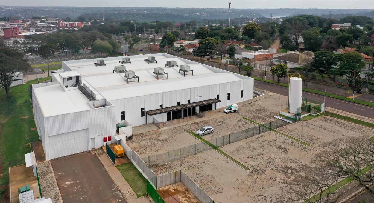 Meeting point and tourist spot H2FOZ