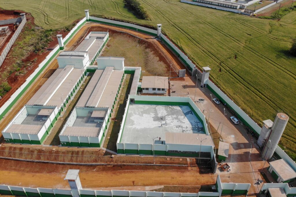 Novos investimentos deverão zerar déficit carcerário em Foz do Iguaçu, aponta governo
