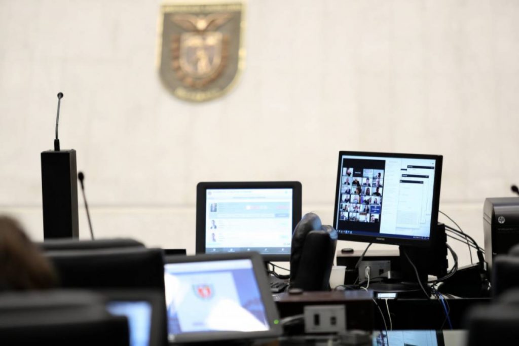 Deputados do Paraná iniciam análise de projeto que trata do parcelamento de ICMS