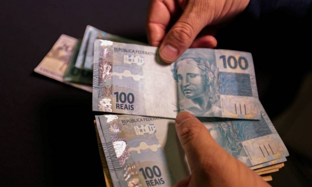 13º antecipado, Licença e Progresso