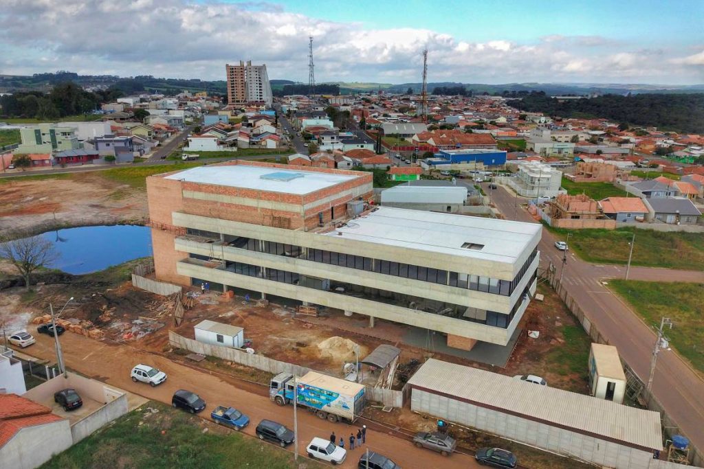 Prefeituras investem na construção de sedes próprias no Paraná