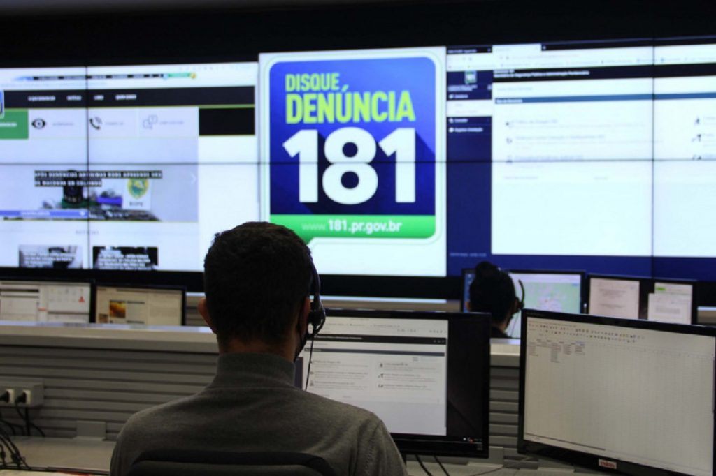 Projeto obriga estabelecimentos com alta circulação de pessoas a divulgar serviço Disque Denúncia 181