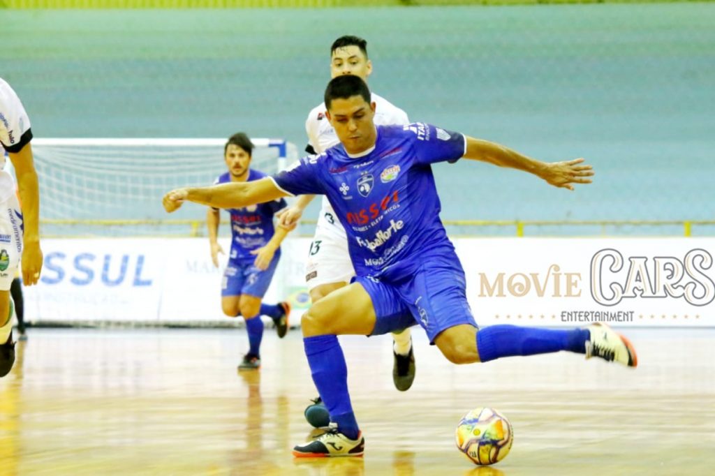 Foz Cataratas decide vaga nesta terça contra o Marreco