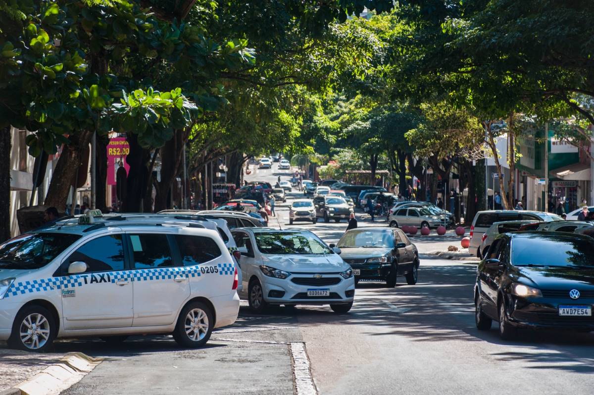 Iguaçuenses têm medo da covid-19, mas 23% não pretendem vacinar-se contra a doença