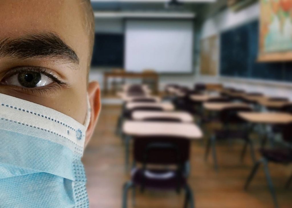Educadores pedem a prefeitos e à 9ª Regional de Saúde medida para suspender prova de professores temporários