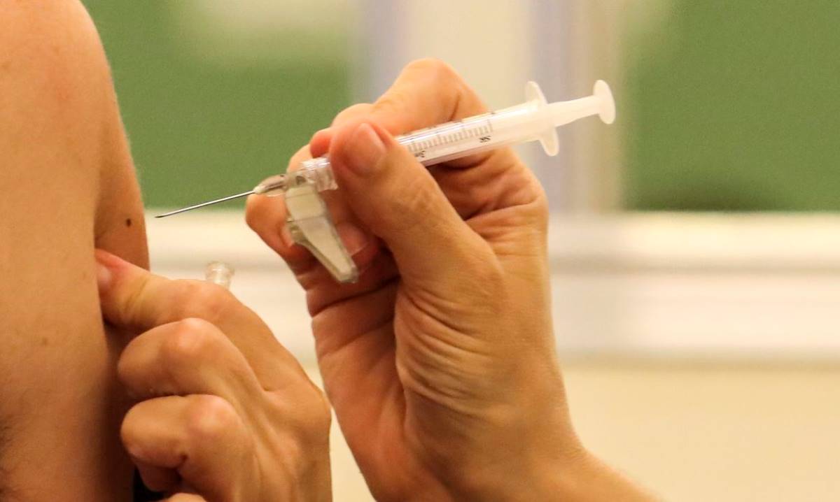 Vacinas importadas pelo Butantan, prontas ou para envase, não precisarão mais de aprovação da Anvisa