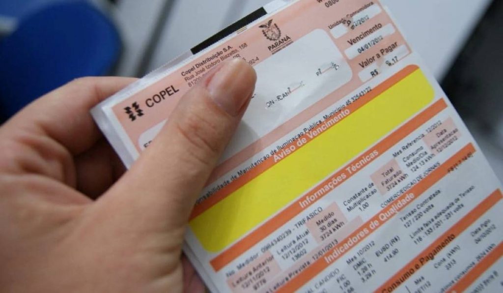 Energia elétrica fica mais cara com 52% de aumento na bandeira vermelha 2