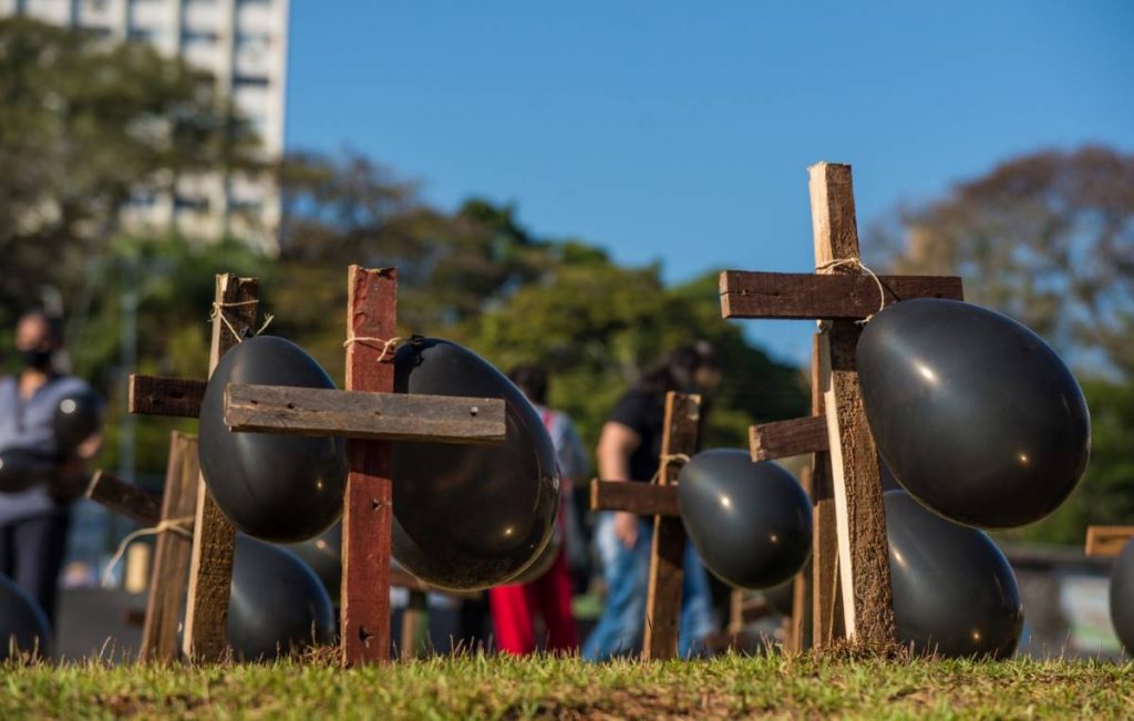 Covid-19: pessoas estão morrendo cada vez mais jovens em Foz