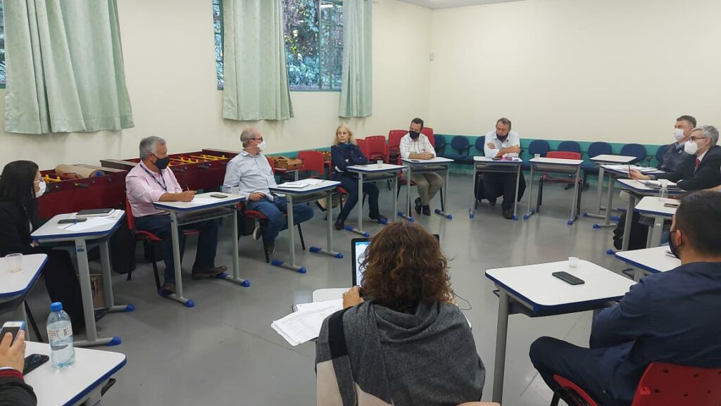 Grupo debate mudanças no transporte coletivo em Foz do Iguaçu