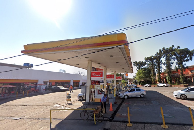 Posto Shell nas proximidades da rodoviária de Puerto Iguazú. Imagem: Google Street View.