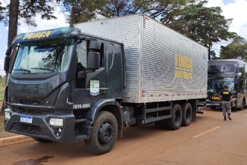 Devido ao peso e ao volume, equipamentos estão sendo transportados por via terrestre. Imagem: Gentileza/FNSP