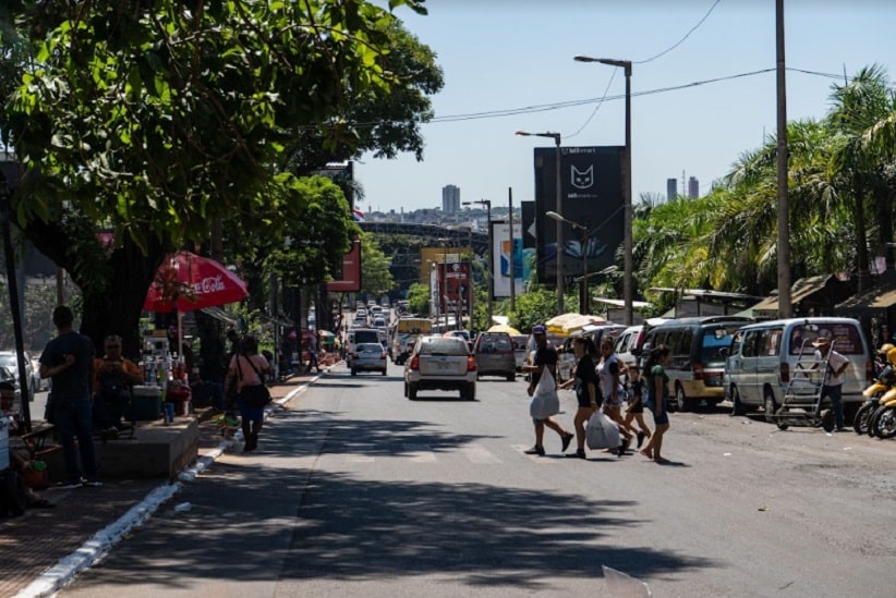 Circulação de turistas foi avaliada como positiva no sábado e domingo de carnaval. Imagem: Marcos Labanca/H2FOZ