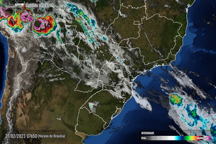 Imagem do satélite GOES16 às 7h50 desta segunda-feira (27), compartilhada pelo Simepar