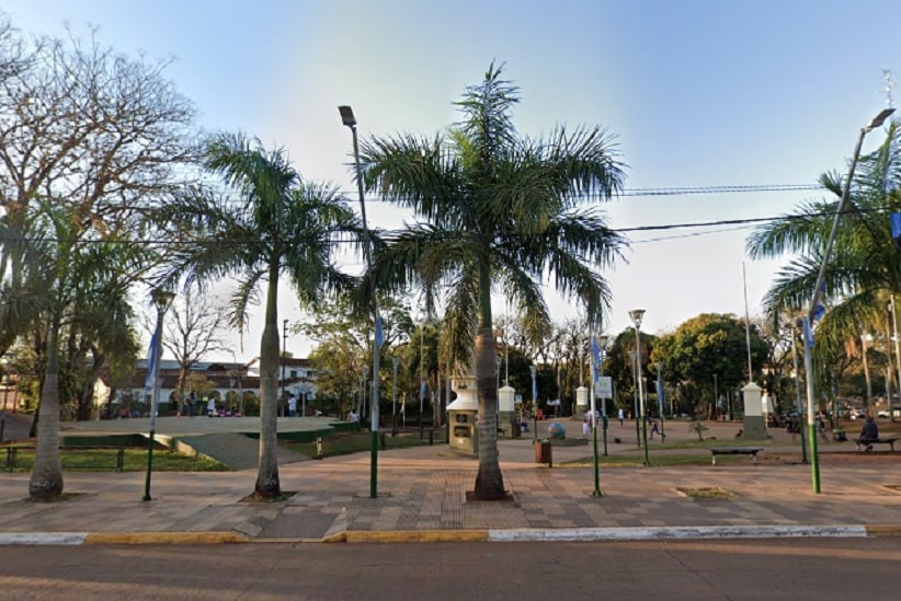 Atos cívicos acontecem na praça San Martín, área central da cidade. Imagem: Google Street View