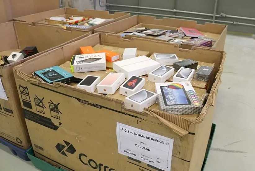 Correios levará à venda 50 mil objetos, incluindo celular, drone e notebook