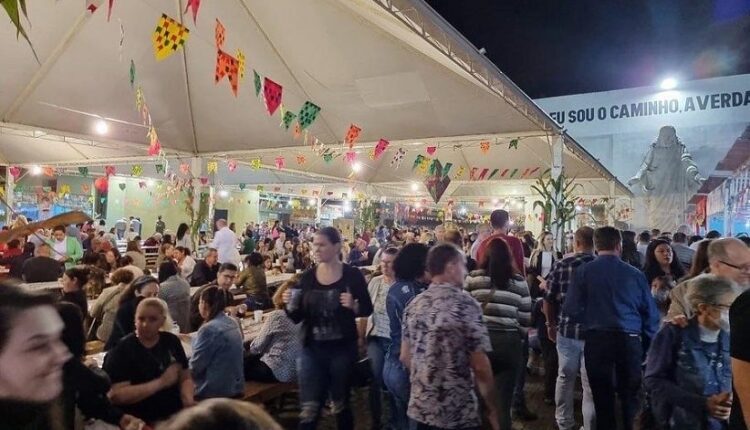 Festa será no pátio da igreja, entre a Avenida Jorge Schimmelpfeng e a Rua Belarmino de Mendonça. Imagem: Gentileza/Assessoria