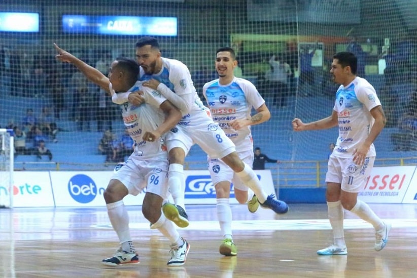 Veja os gols da vitória do Foz Cataratas sobre o Umuarama na Liga Nacional