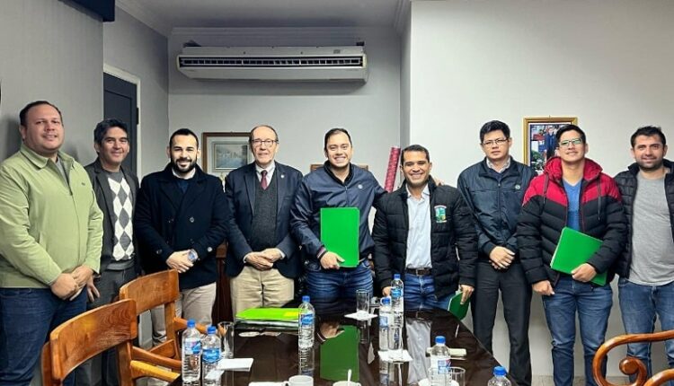 Autoridades reunidas durante o primeiro encontro do grupo. Foto: Gentileza/Prefeitura de Ciudad del Este