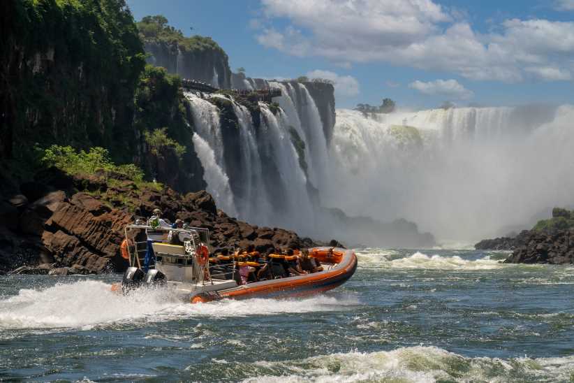 Férias de julho combinam com passeio nas Cataratas do Iguaçu