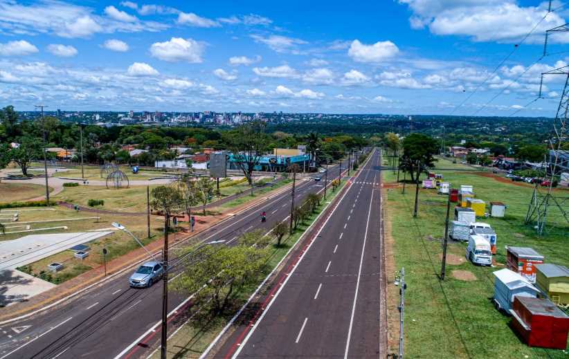 Fartal: Copel adverte sobre proibição de estacionar sob linha de transmissão