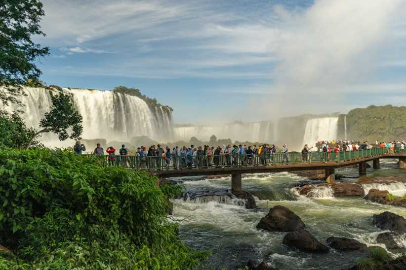 Turismo cresce 13,7% no Paraná, segundo maior avanço no país
