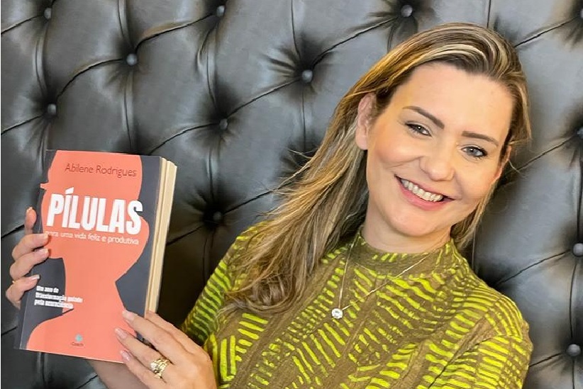Abilene Rodrigues lança o “Pílulas” na Feira do Livro de Joinville (SC)
