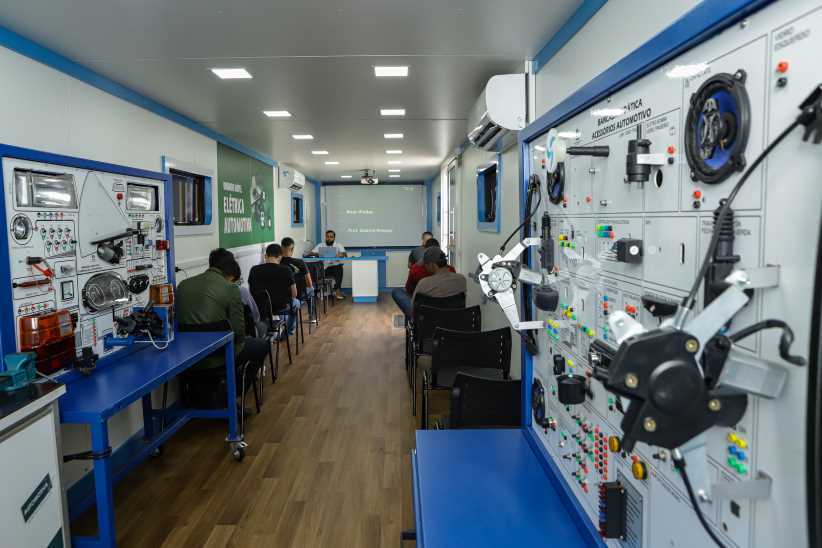 Cursos gratuitos abrem 40 vagas na área de tecnologia em Foz do Iguaçu