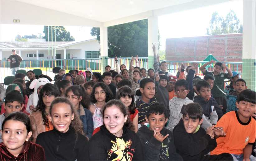 Sicoob e escola municipal formam cooperativa mirim em Foz do Iguaçu