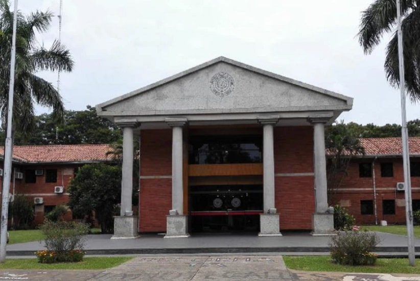 Paraguai simplificará emissão de diplomas universitários