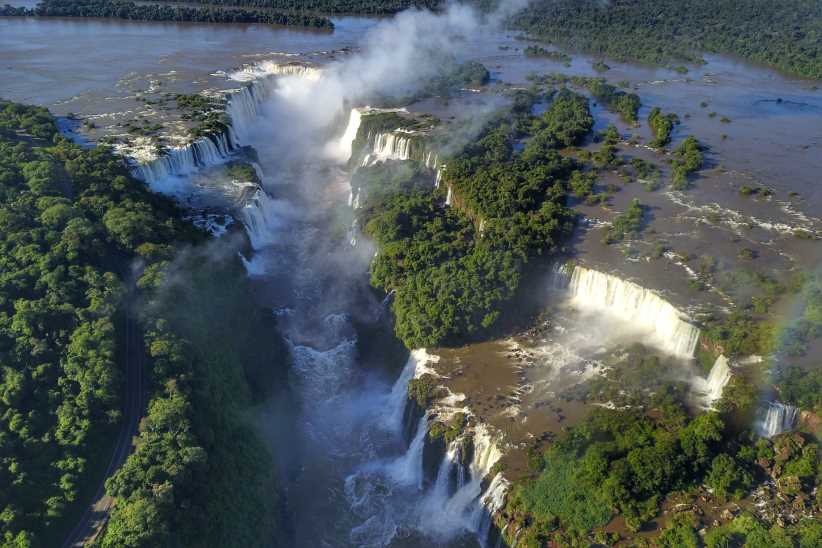 Cataratas do Iguaçu embala expansão do turismo do Paraná