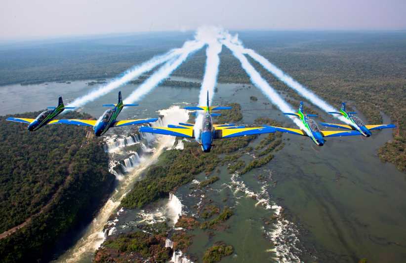 Esquadrilha da Fumaça irá voar no céu das Cataratas do Iguaçu