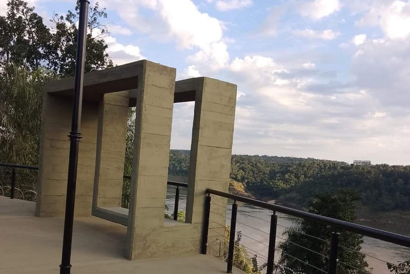 Puerto Iguazú inaugura mirante com vista para o Rio Paraná
