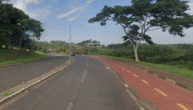 Avenida Beira-Rio tem trecho de curva próximo ao local da colisão. Imagem: Google Street View