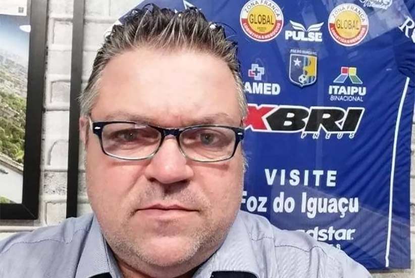 Quem assume o Azulão? Presidente do Foz FC coloca futebol profissional à disposição