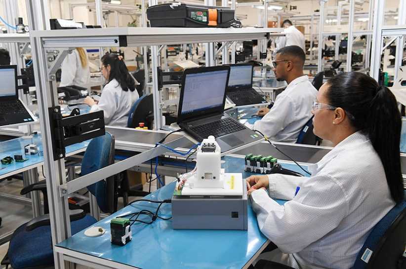 Lei para a igualdade salarial entre mulheres e homens entra em vigor