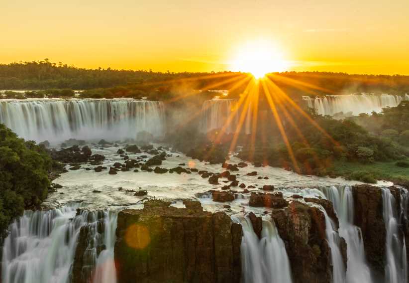Cataratas do Iguaçu ‘ganha’ a Times Square, um dos pontos mais famosos do mundo