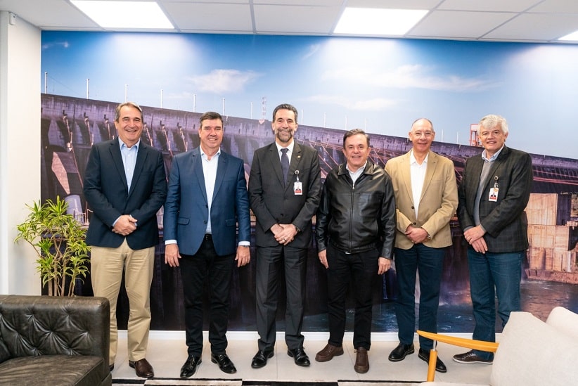 Governador de Mato Grosso do Sul cumpre agenda em Foz do Iguaçu