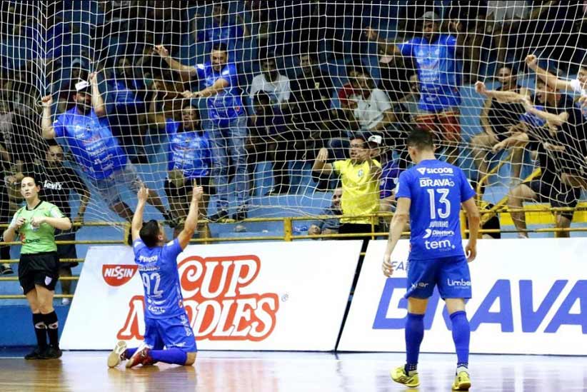 Foz Cataratas vence o Marreco na Série Ouro do Paranaense