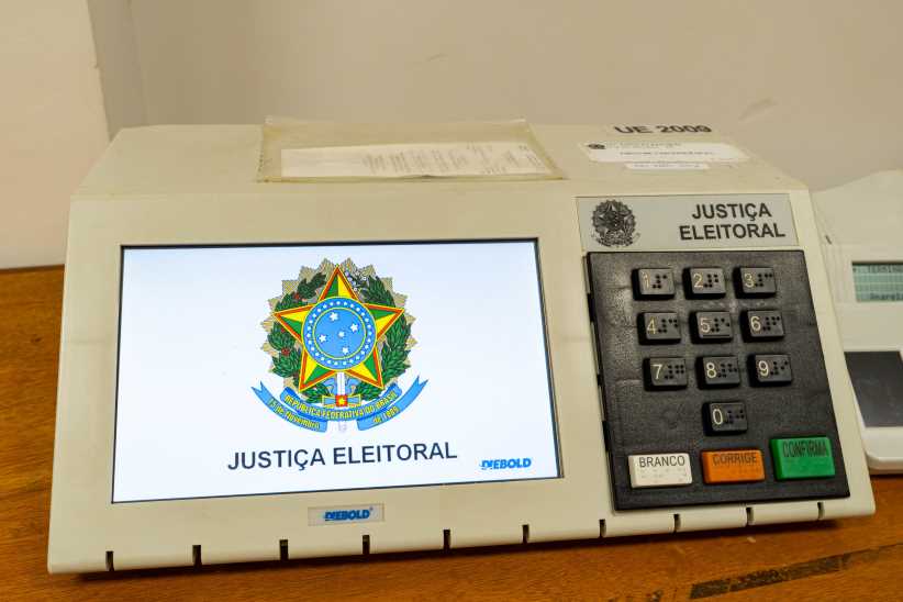 Eleição à prefeitura: postulantes costuram alianças e miram número de eleitores