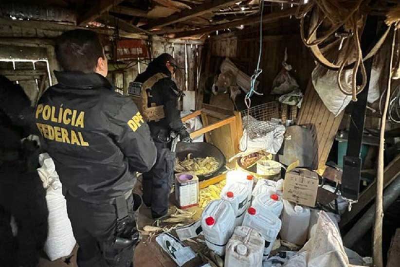 Galpões nas zonas rurais eram usados para o armazenamento do produto clandestino. Foto: Gentileza/Polícia Federal