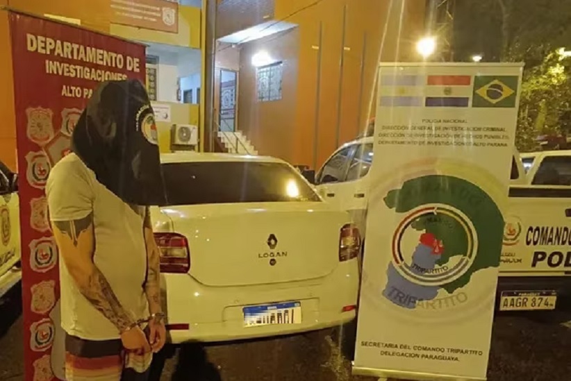 Veículo furtado em Foz do Iguaçu é recuperado no Paraguai