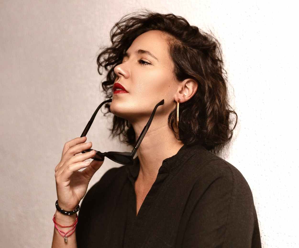 Tiê faz show gratuito em Foz do Iguaçu e celebra a estação das flores