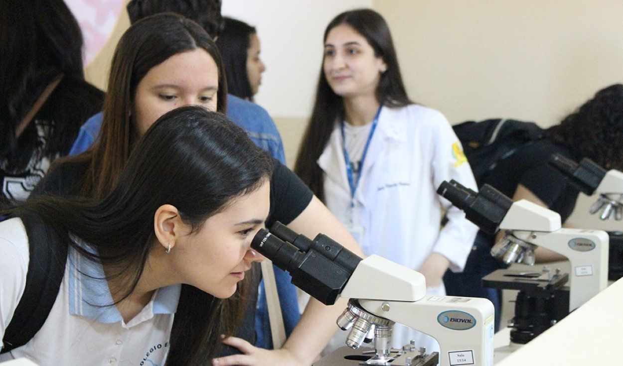 Unioeste/Foz dá ‘empurrão’ a jovens na decisão sobre a futura carreira