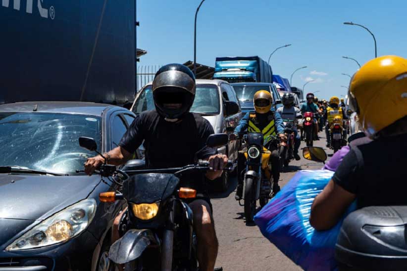 Acidente na Ponte da Amizade deixa um morto e um ferido