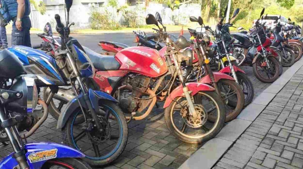 Motos sem segurança são retiradas de circulação em Foz do Iguaçu