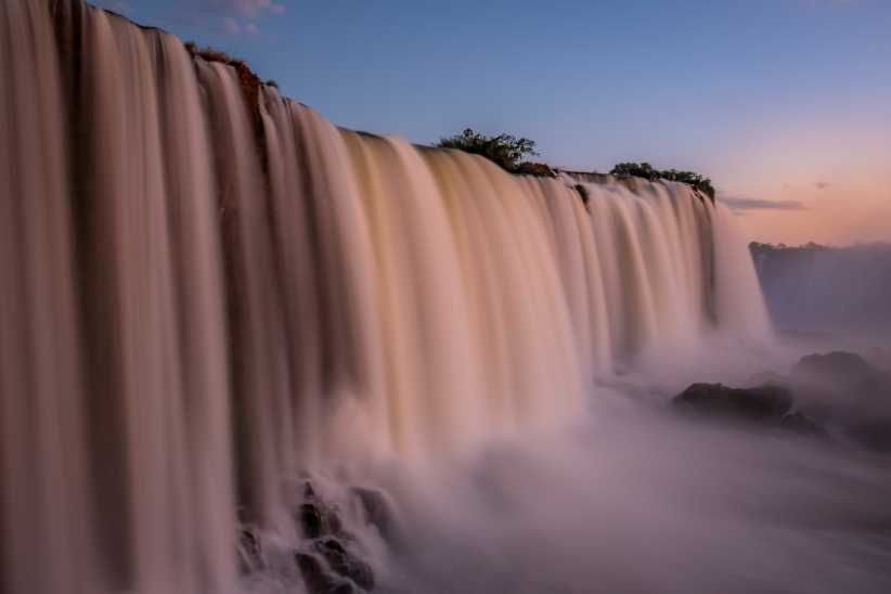 Cataratas do Iguaçu supera expectativa e recebe 33 mil visitantes