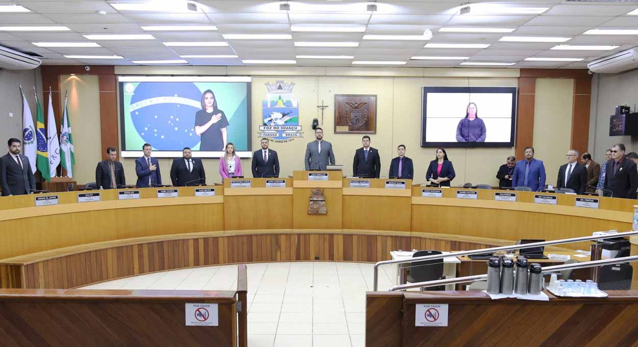 Vereadores de Foz do Iguaçu reprovam contas do ex-prefeito Reni Pereira