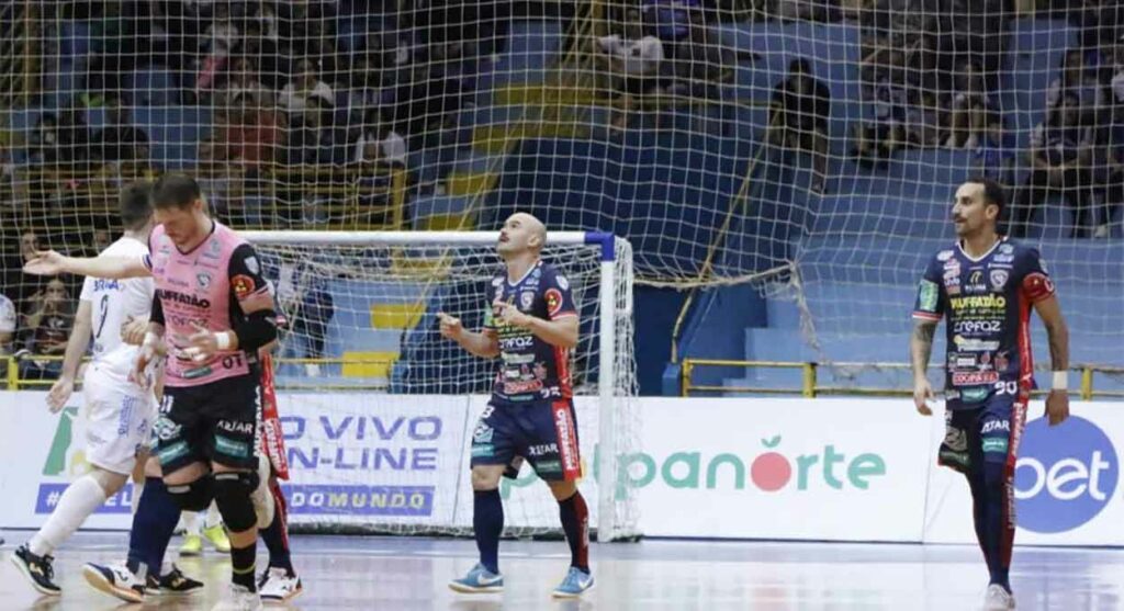 Foz do Iguaçu vai sediar jogão internacional de futsal em dezembro