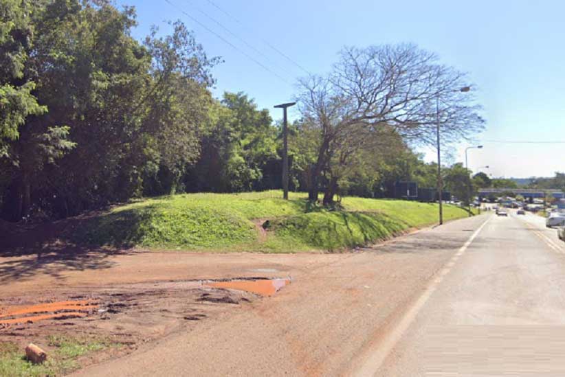 Bombeiros resgatam cadáver próximo à aduana de Puerto Iguazú