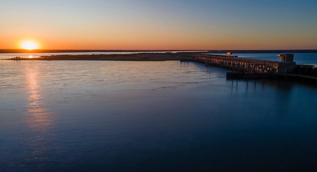 Paraguai retoma venda de energia à Argentina em usina binacional